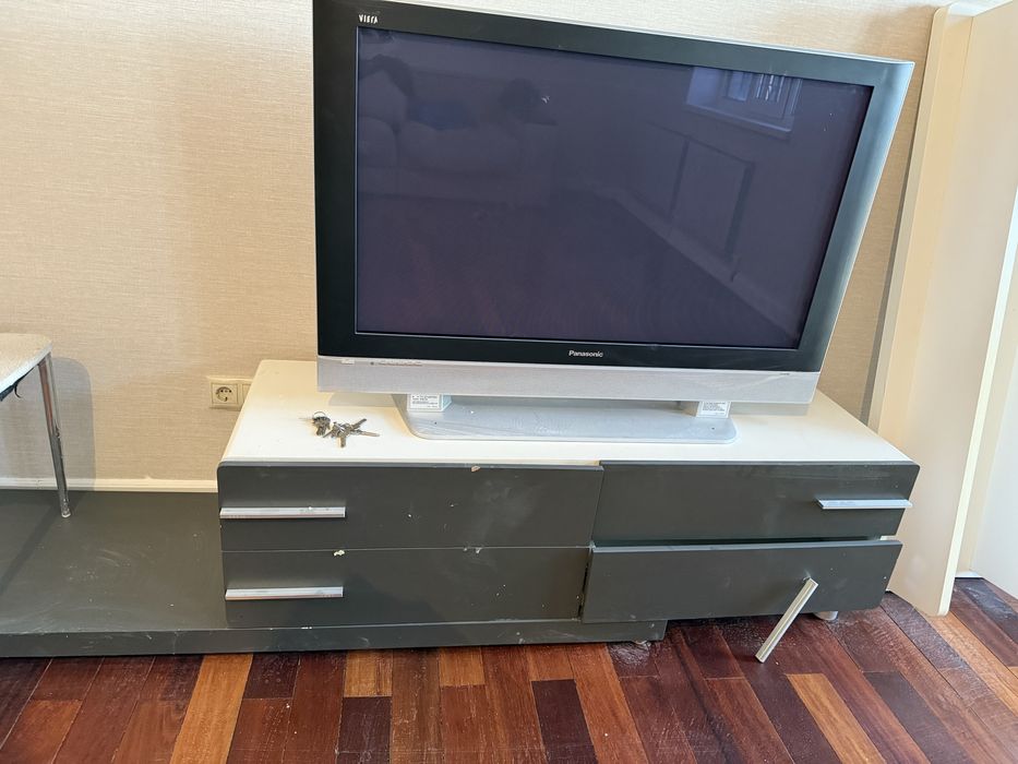 Телевизор в хорошем состоянии