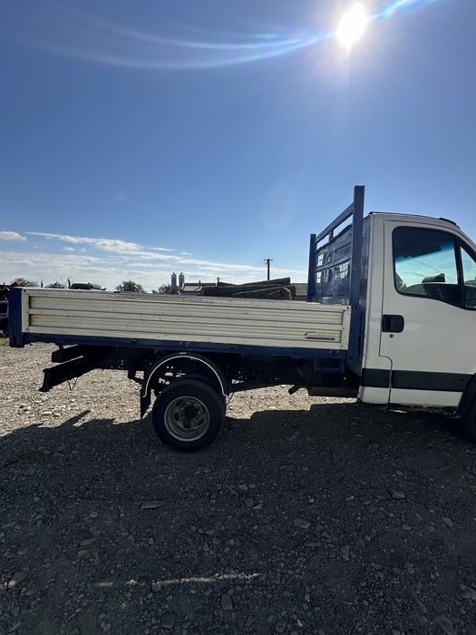 Iveco Daily 35C18 – 3.0 Diesel 180 CP – Basculabil 3 Părți