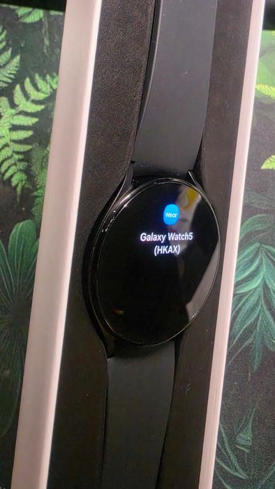 Samsung Galaxy Watch5, 44mm, BT, Graphite + Folie AlienSurface - OFERA