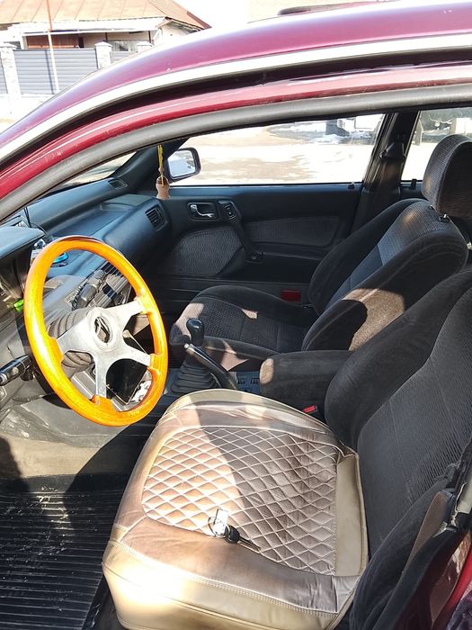 Машина Mitsubishi galant