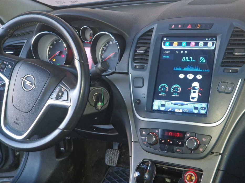 Proprietar vand Opel Insignia 1.8, 2009, Benzina. Stare excelenta!