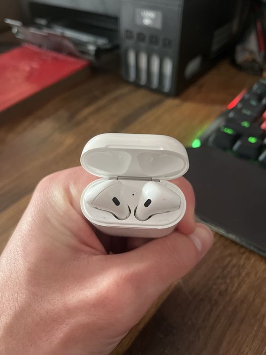 airpods 2 casti.