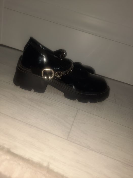 Туфли      чёрные детские