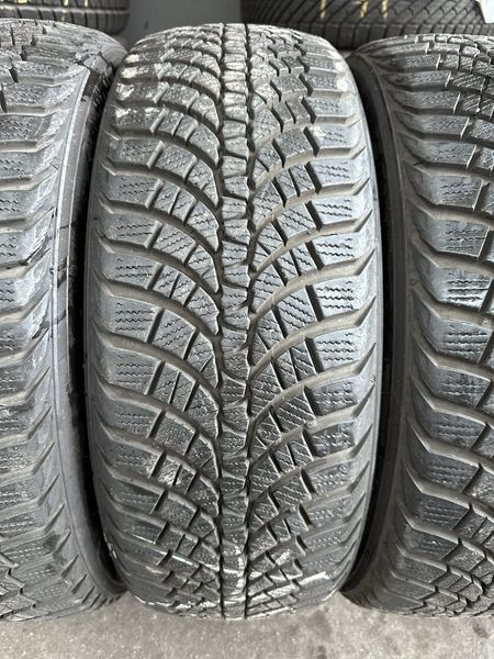 205/55/17 KUMHO 4бр