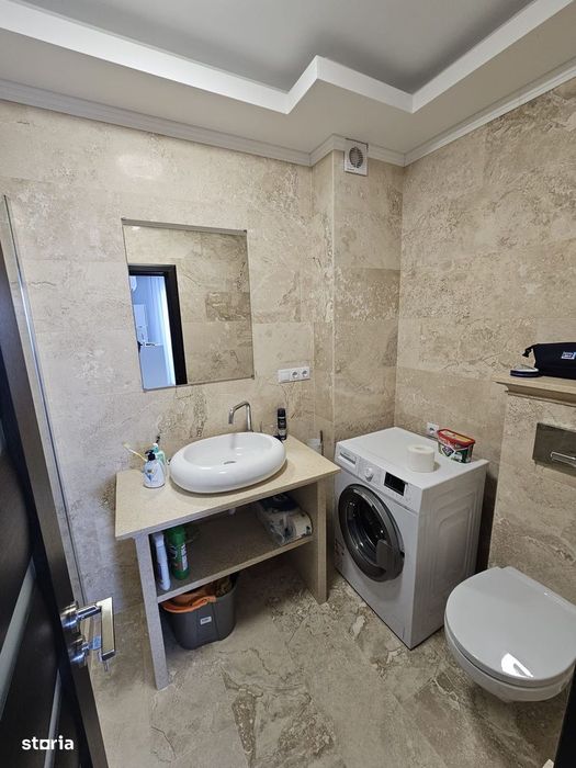 De Închiriat apartament tip Penthouse de 3 camere  Strada Stelelor!