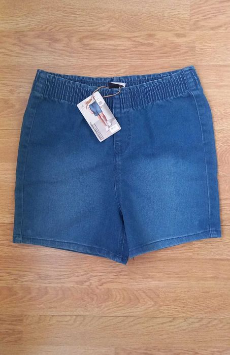 Pantaloni scurti copii Lily & Dan marimea 146/152 NOI cu eticheta