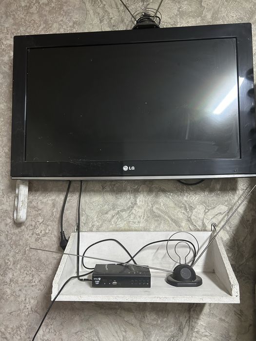 Продается телевизор за 17000