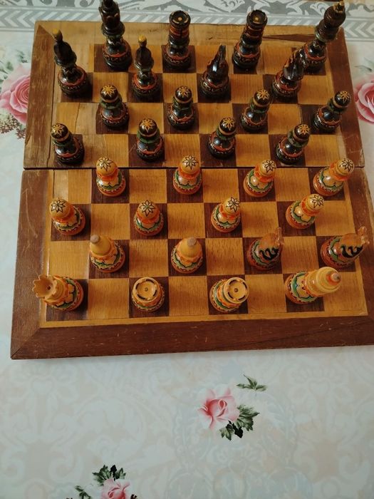 Продаются шахматы