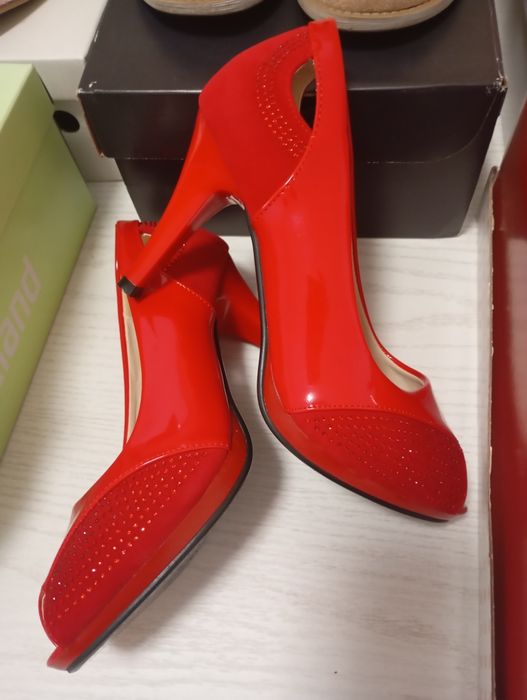 Adidași, pantofi, ghete damă