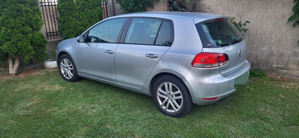 VOLKSWAGEN Golf 2010 — imagine 2
