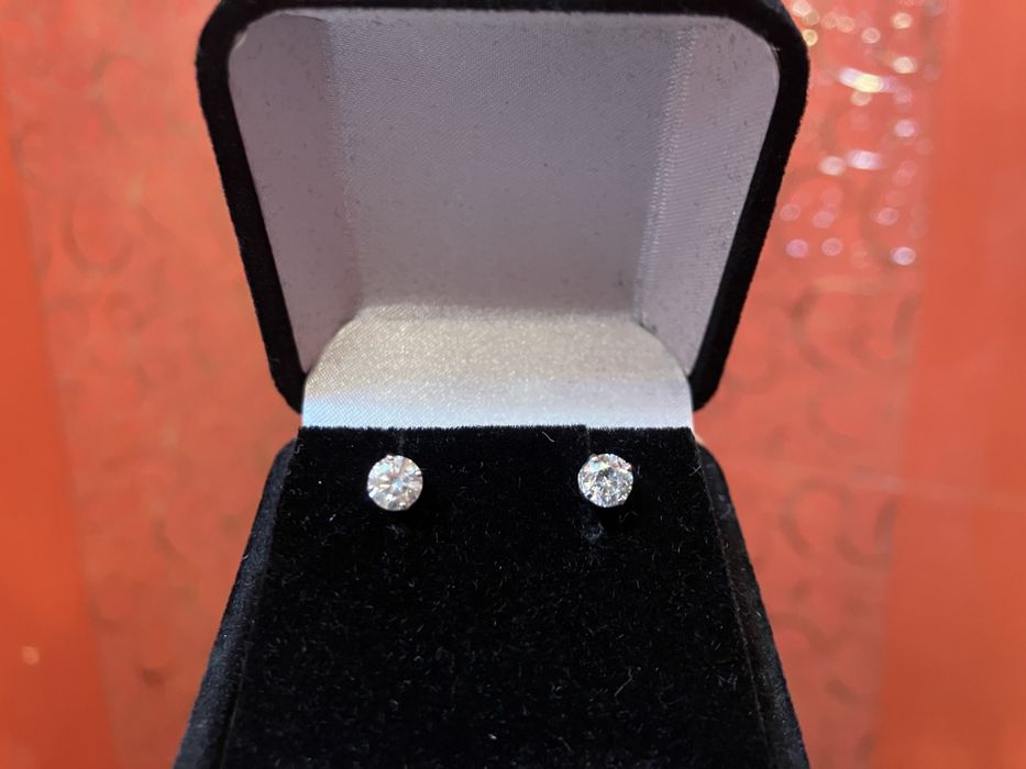 Серьги гвоздики, пусеты, золотые серьги