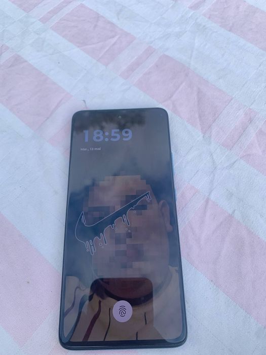 Vand s-au schimb Motorola g72