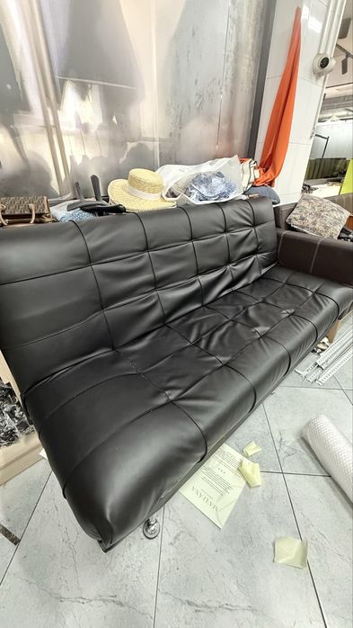 Диван стол жарты бағасында