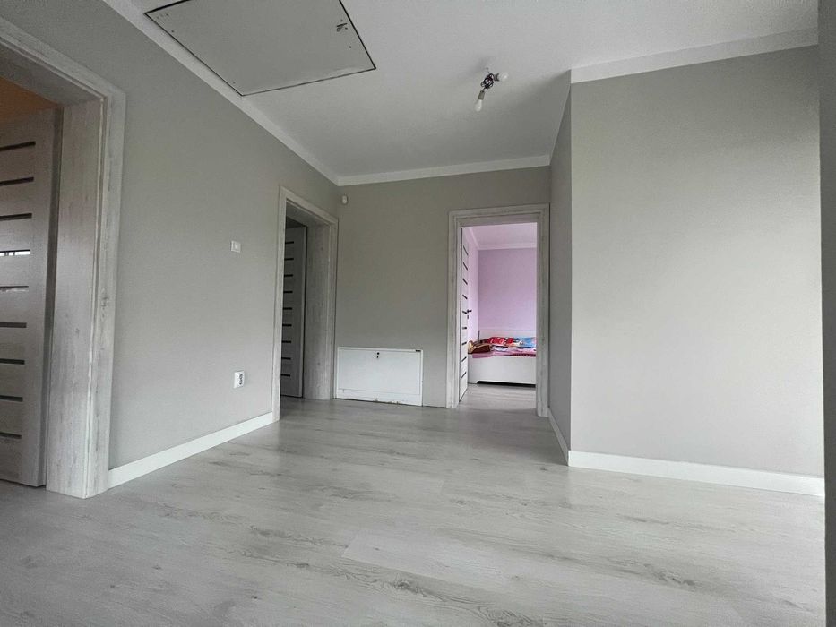 PF vand  casă individuală spațioasă – 181 mp utili și garaj inclus, str. Oasului