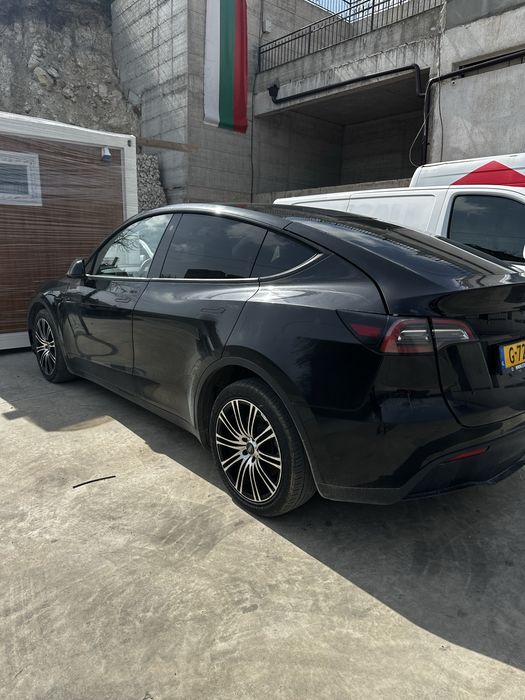 Автомобили под наем