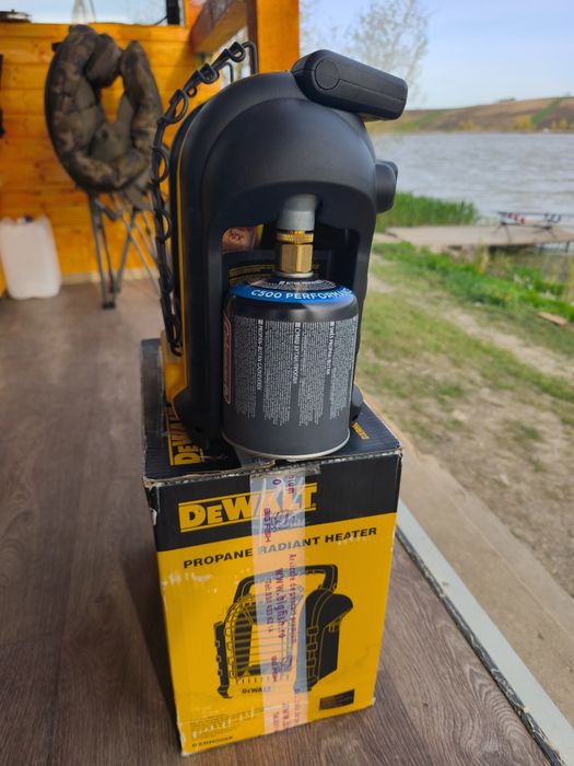 Incalzitor cort DeWalt Buddy