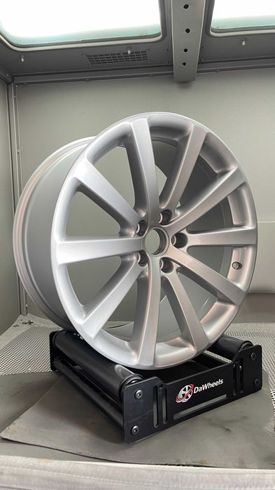 Jante Omanyt VOLKSWAGEN 19" Memphis 5N0601025K