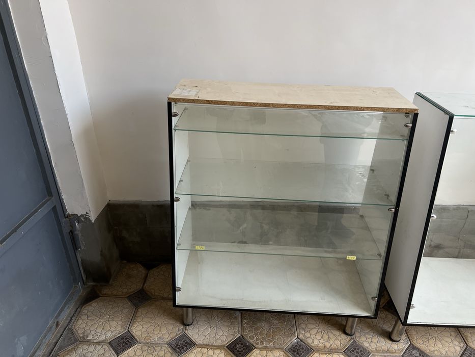 vitrina sotiladi narxn kelshamz