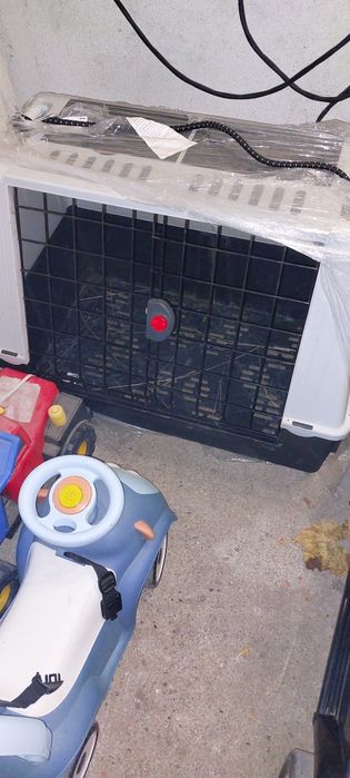 Клетка за превоз на кучета