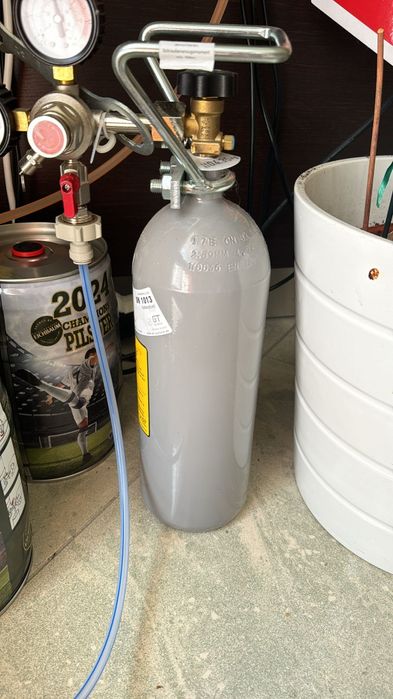 Incarcare șii vânzare  butelii de Co2 București și ilfov