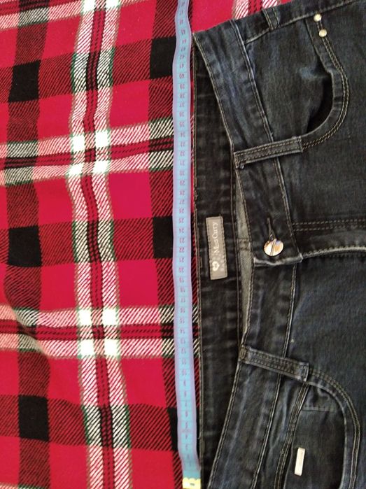 Дамски дънки два чифта