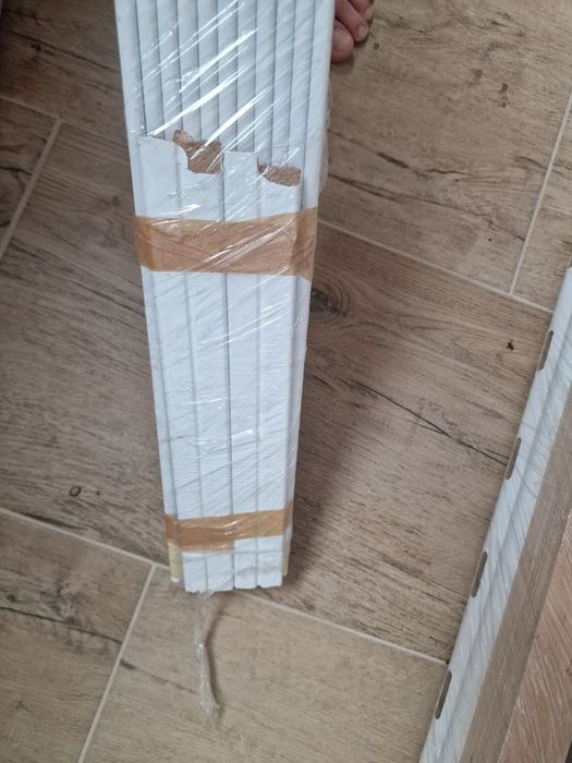 Детско легло люлка с пет чекмеджета скрин и бебешки матрак