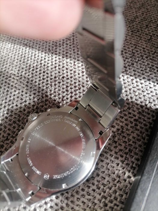 590лв.налена ЦЕНА Victorinox Clasic XLS Alarm Quartz Black Dial Mens