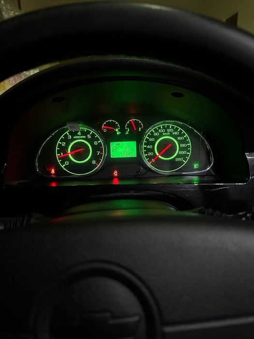 Jentr qora
3 padzitsa full 
Kraska tozza 
2022 yil 
72.000 probeg 
Am