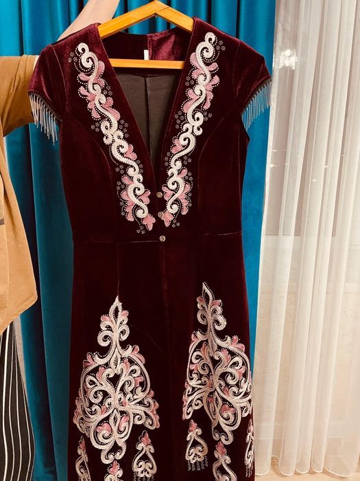 Ұлттық нақыштағы қажекей