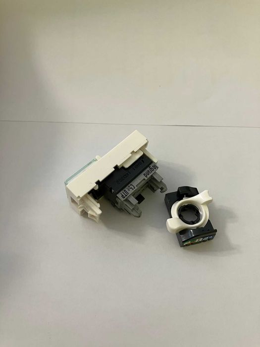 Priza cat. 5e RJ 45 - UTP - 1 modul - Alb *LEGRAND*