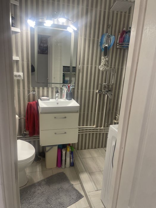 Vand apartament 2 camere