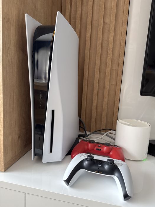 Playstation 5 + игри