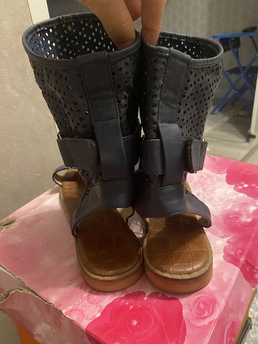 Продам обувь