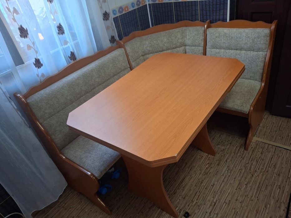 Set colțar bucătărie + masă