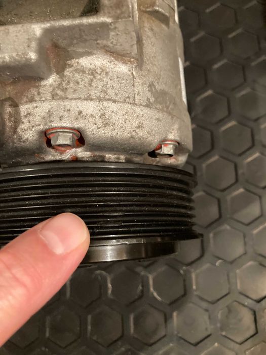 Компресор за климатик - Фолксваген и Шкода - 6Q0820808 B - DENSO
