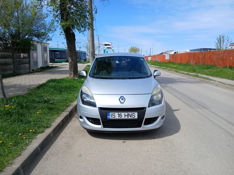 Vând masina Renault Scenic