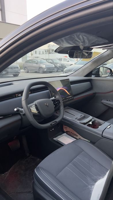 Voyah Courage ELECTRO FULL Nalichiii