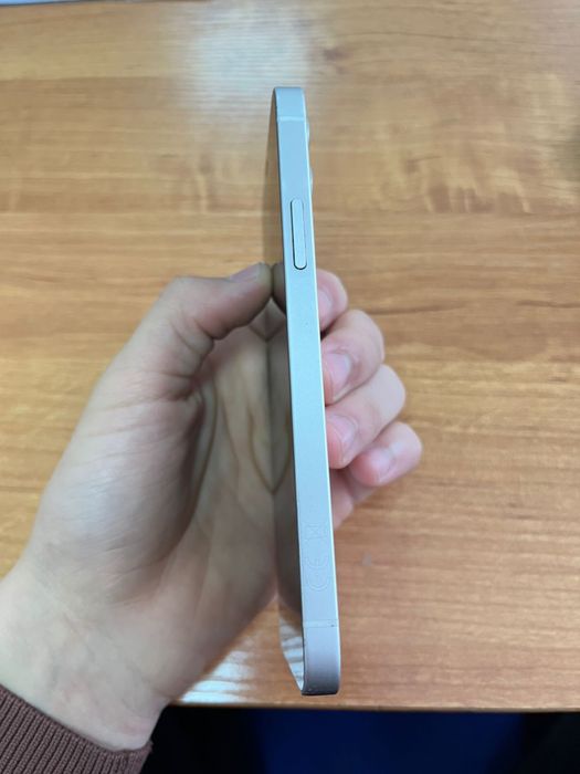 Айфон 12 с коропкой