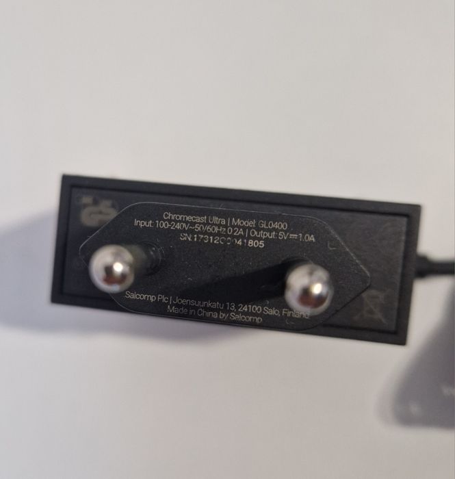 Vând Google Chromecast Ultra 4K