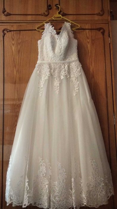 Vând rochie mireasa