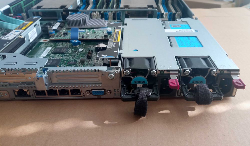 CTO: Сървър HPE DL360 Gen9 2*Xeon E5-2630v4 0GB RAM Smart Array RAID