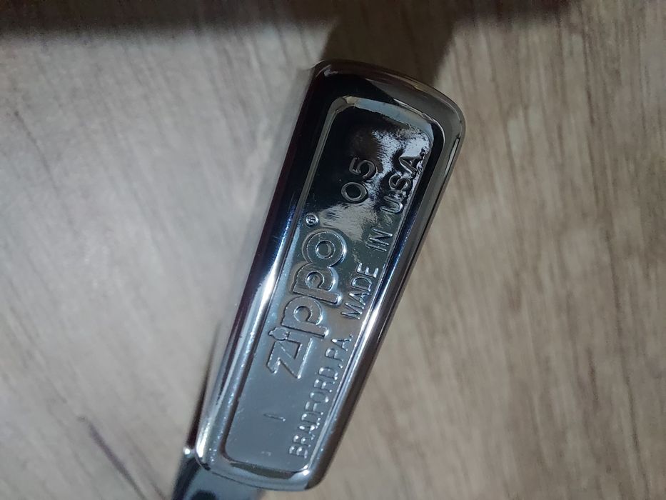 Bricheta Zippo originala an 2005