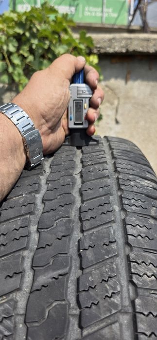 Гуми 4бр 275/60/20 - 1бр  - 125 евро