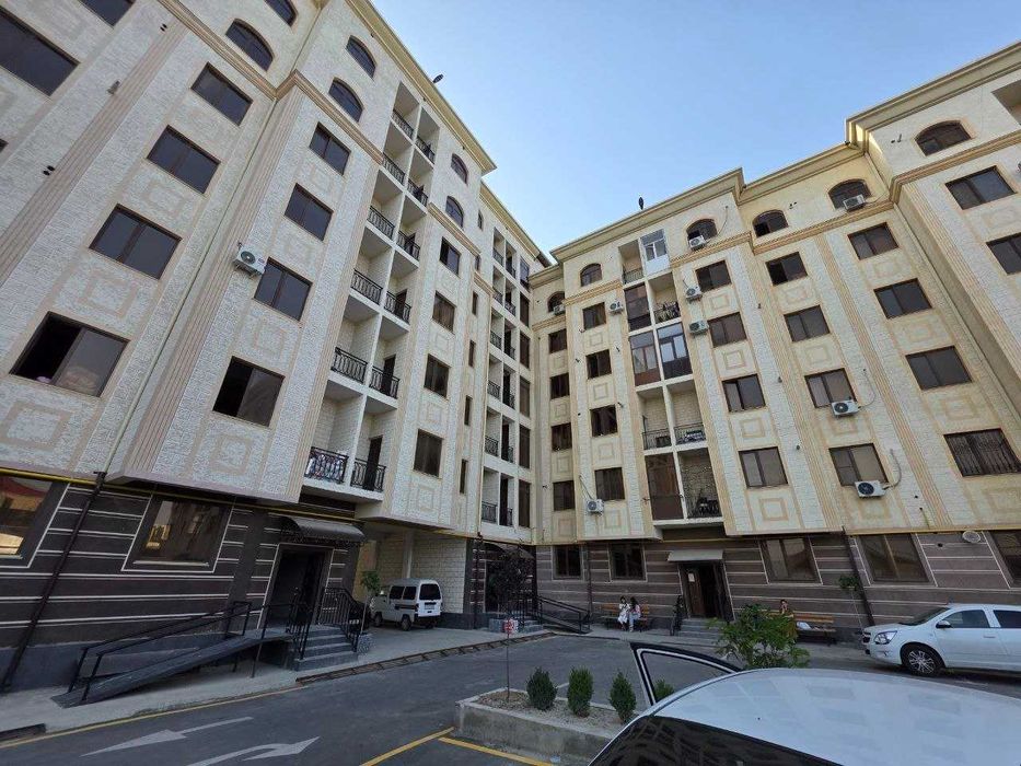 2х комнатная квартира на 7 этаже 69кв/м, в Самарканде