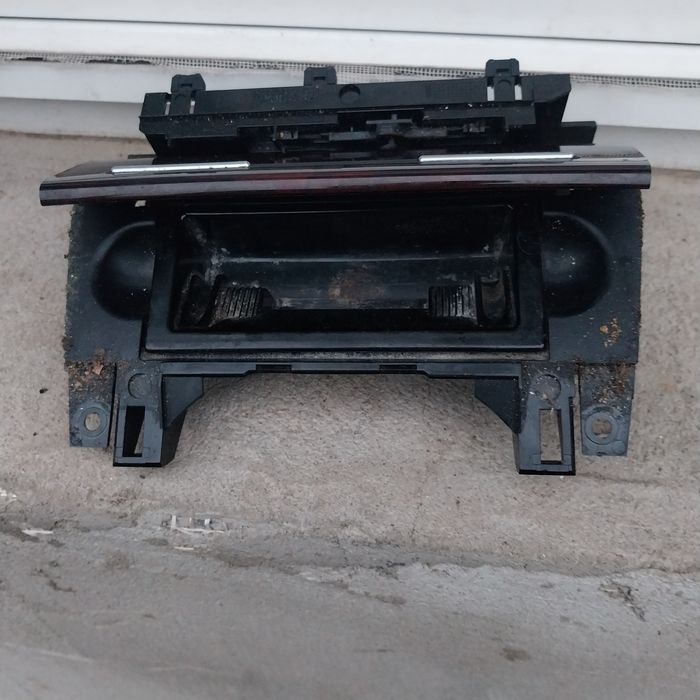 De vânzare Scrumiera  AUDI A4 B6 AN 2000 - 2004