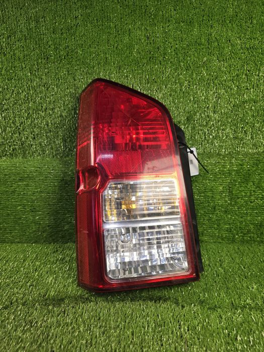 Стоп сигнал фонарь левый Ниссан Патфаиндер Р51 4.0