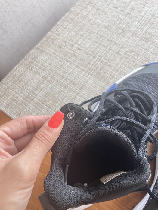 Баскетболни обувки adidas