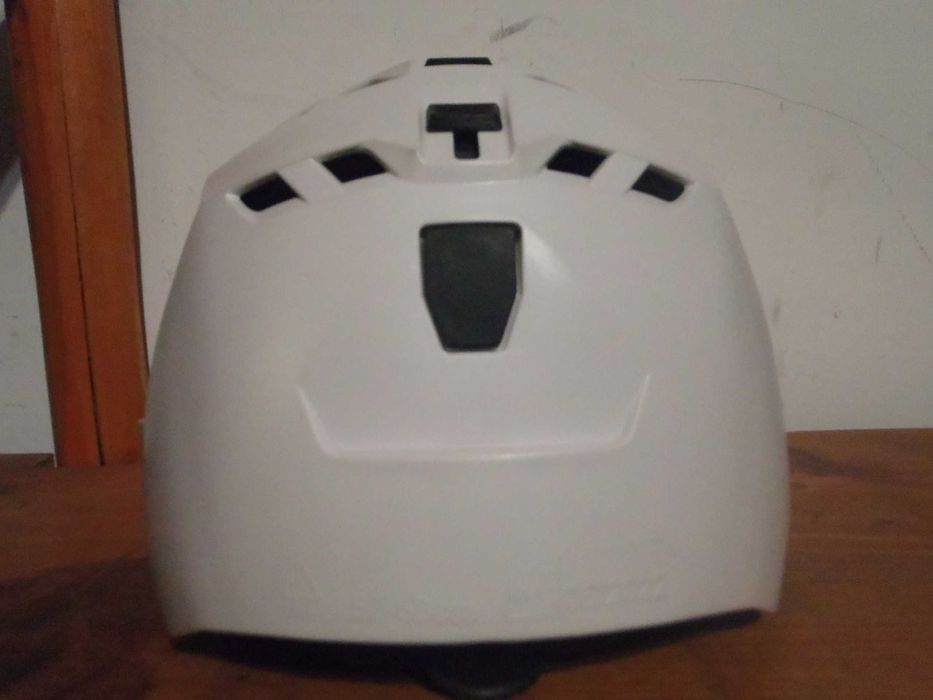 Casca alpinism,utilitar Uvex,iarna,ghetar