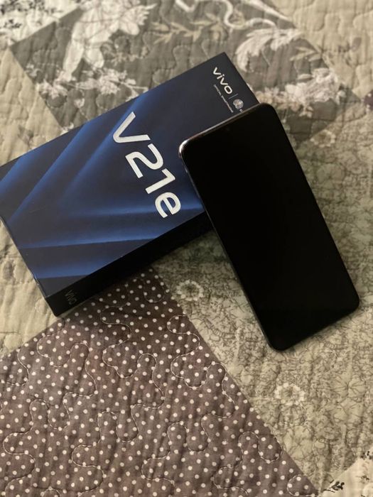 Vivo V21e 128GB (Коробка есть)