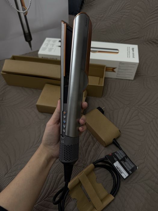 Dyson фен  утюжок